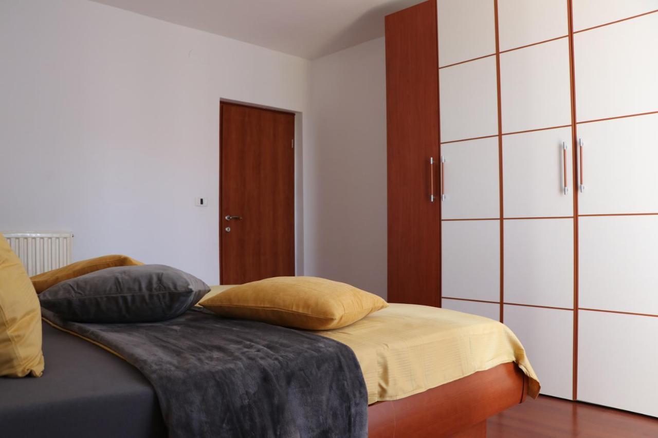 Nona Lili Apartment Изола Экстерьер фото
