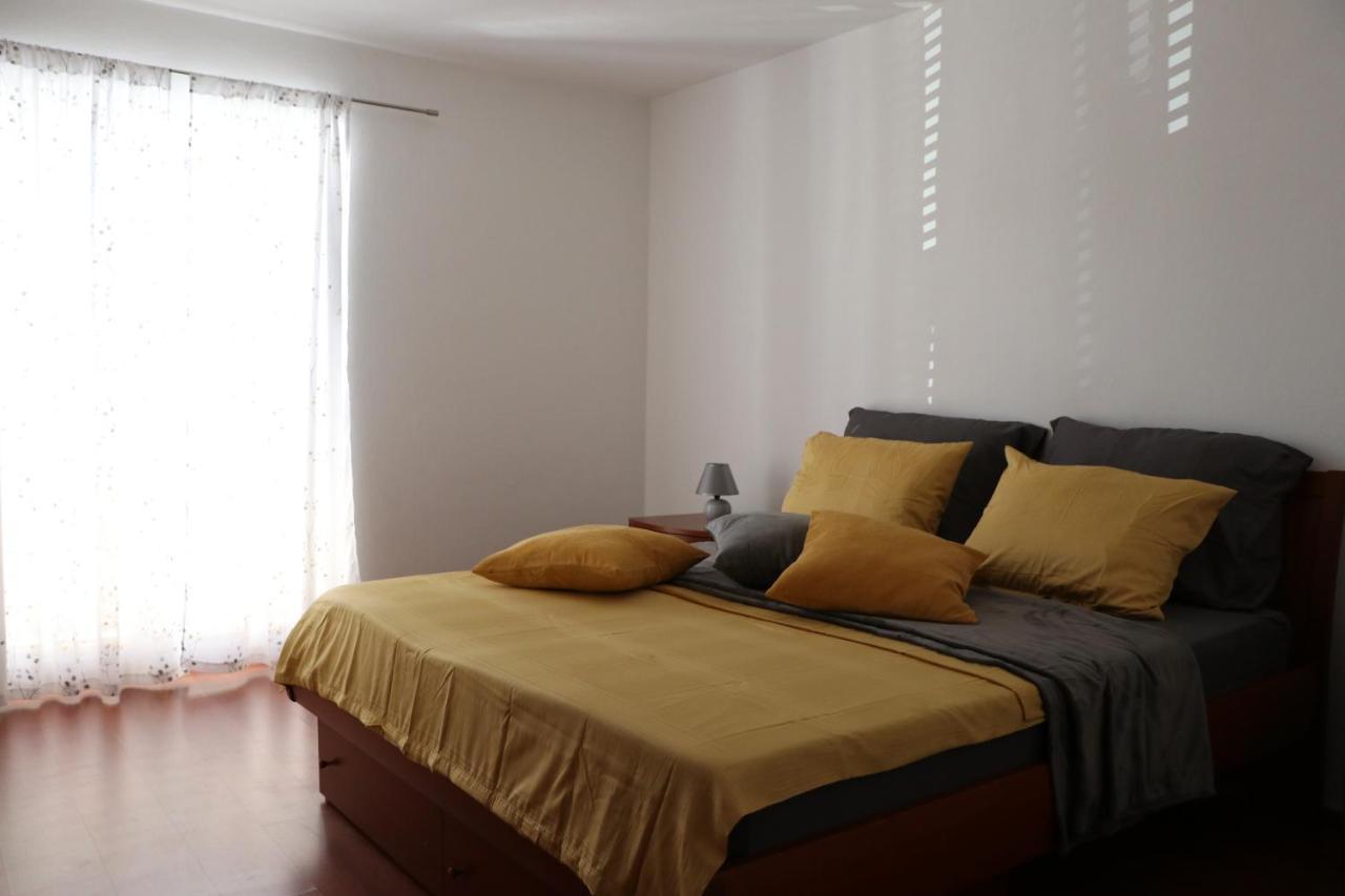 Nona Lili Apartment Изола Экстерьер фото